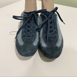 TOD’S sneakers Blue suede Size 7
